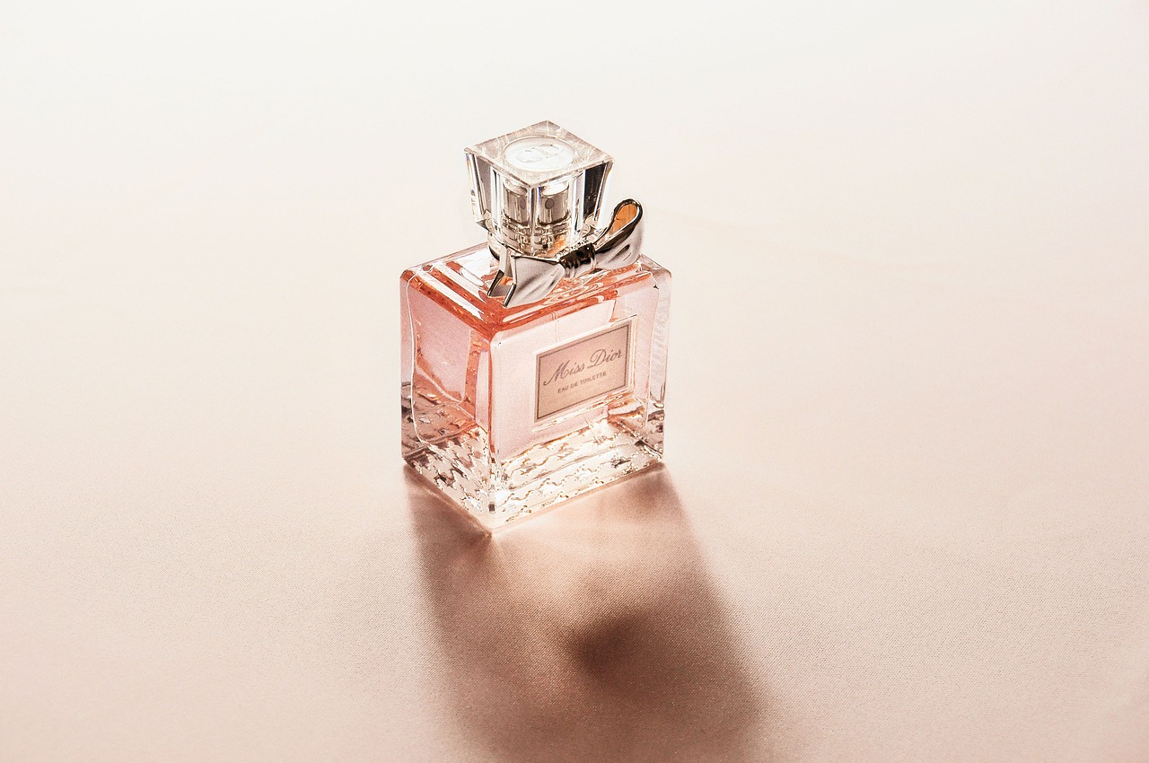 parfum rose femme luxe